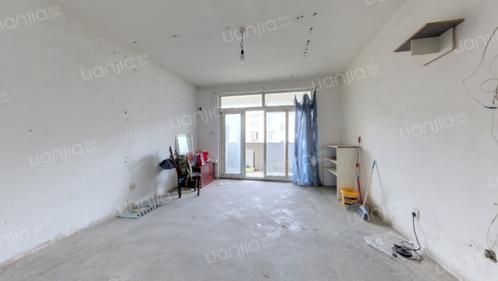 罗新苑东区二手房实景图