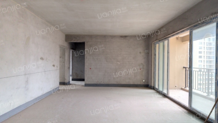 天泰钢城印象A区二手房实景图