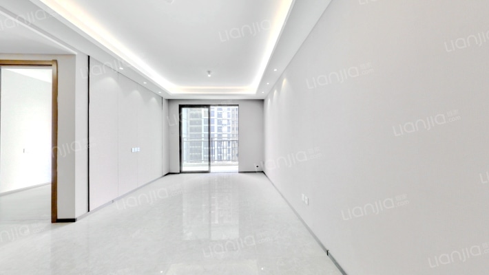 凤凰城凤鸣苑二手房实景图