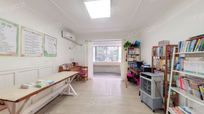 深华丽园二手房实景图