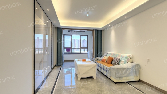 龙湖天璞二手房实景图