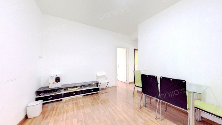 翡翠城三期二手房实景图