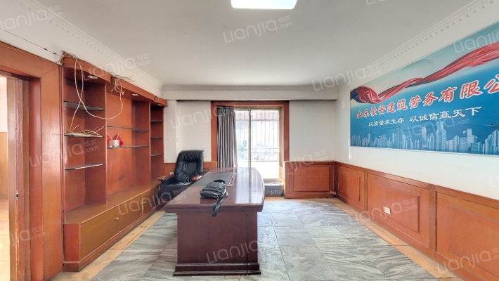 英雄山路256号二手房实景图