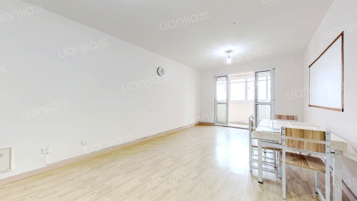 彩虹雅苑二手房实景图