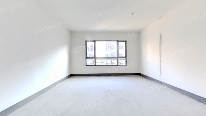 太湖东岸花园二手房实景图