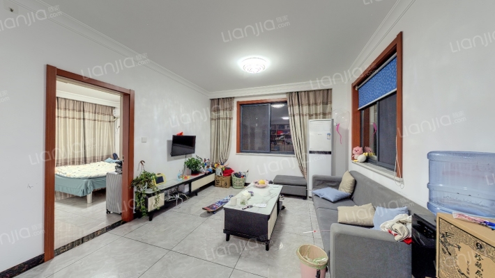 临和家苑南区二手房实景图