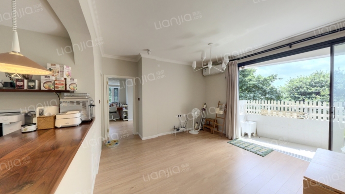 丽江花园德泽楼二手房实景图