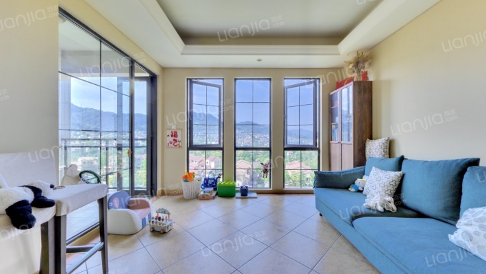 庆隆南山高尔夫国际社区玺馆二手房实景图