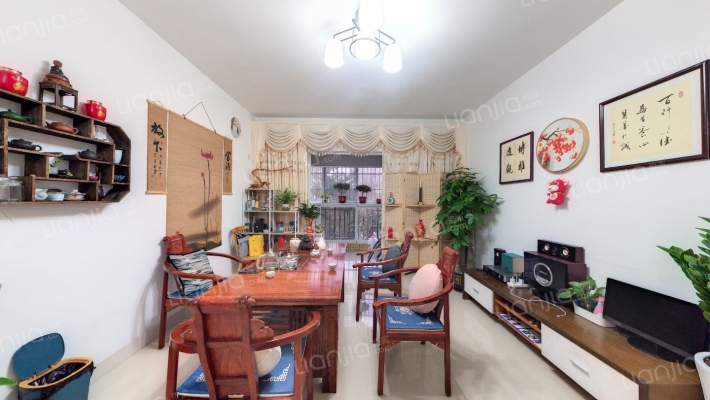 康泰新苑二手房实景图