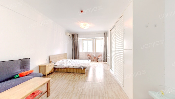 金地雄楚1号一期二手房实景图