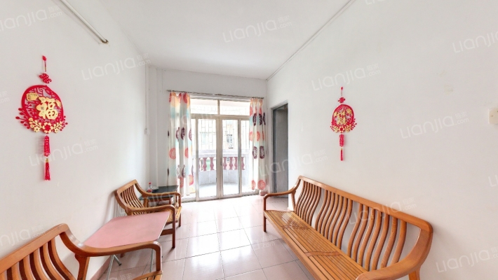 宏威新村二手房实景图