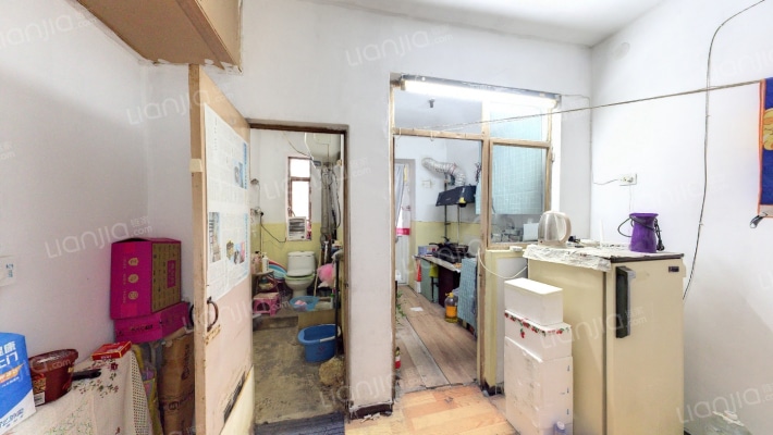 天江里二手房实景图