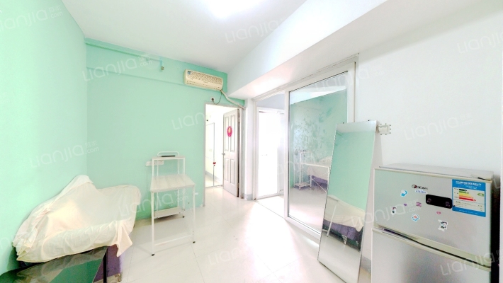 鸿运大厦二手房实景图