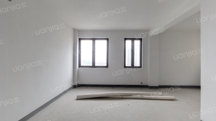 九和珹雅苑二手房实景图