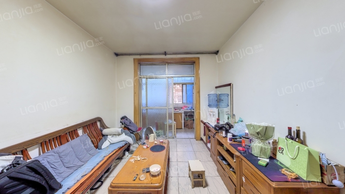 龙首东北小区二手房实景图