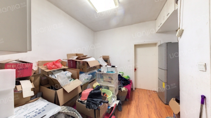 隆兴民居二手房实景图