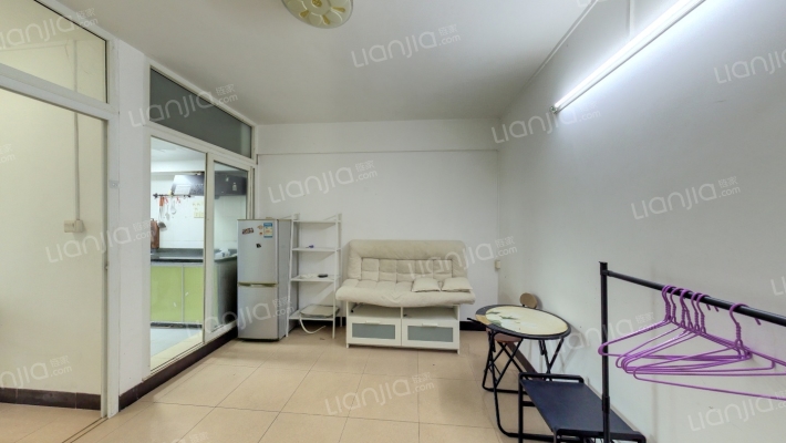 多宝华厦二手房实景图