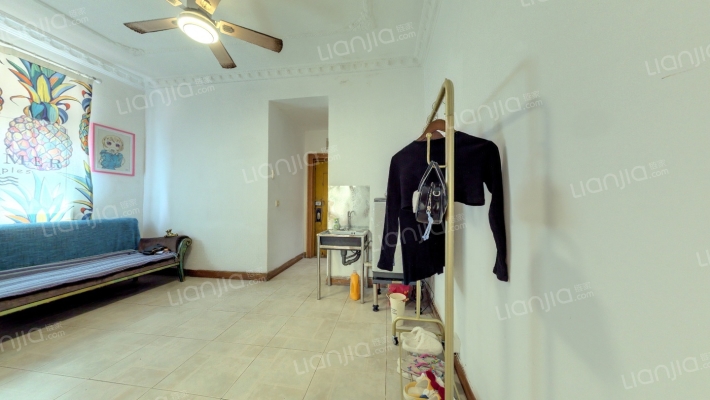 上滑坡小区二手房实景图