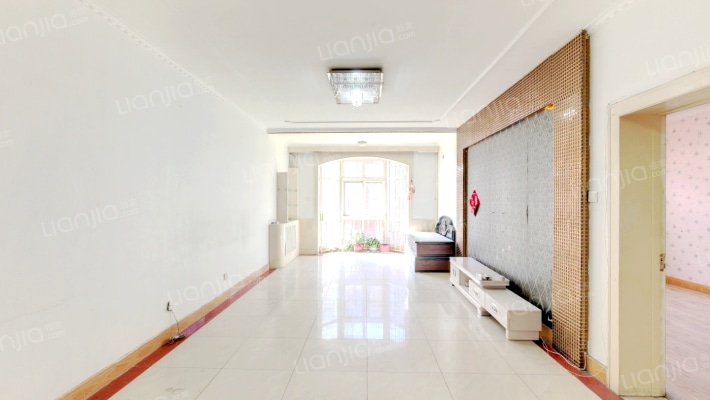 鹏远公寓二手房实景图