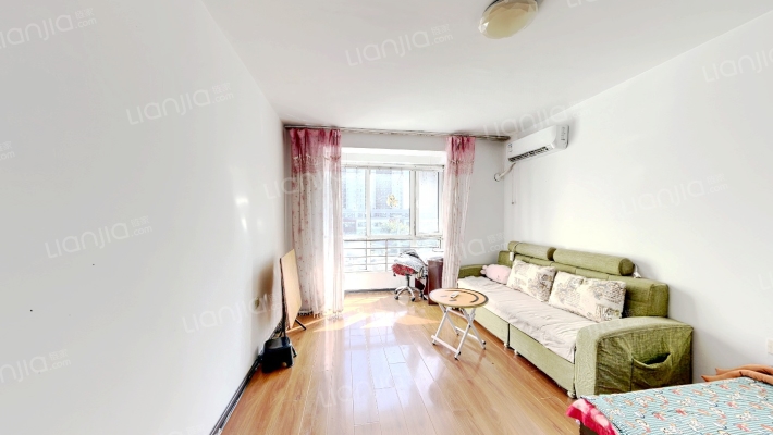 中央大学城二手房实景图