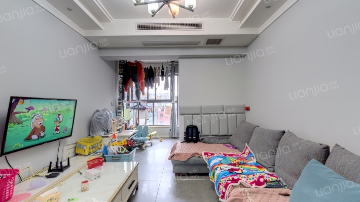 中粮鸿云二手房实景图