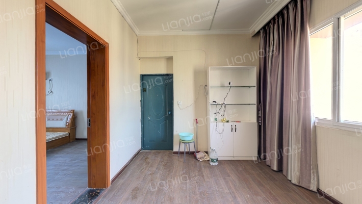 城中街245号二手房实景图