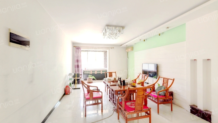 万科新城蝶兰苑二手房实景图