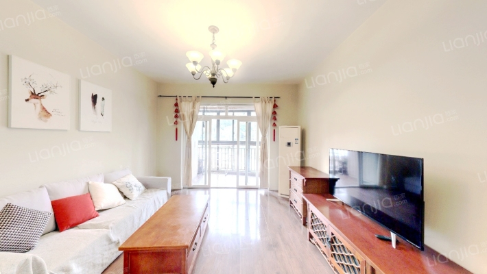 瑞龙凤祥花园二手房实景图