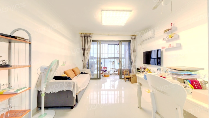 中御海立方二手房实景图