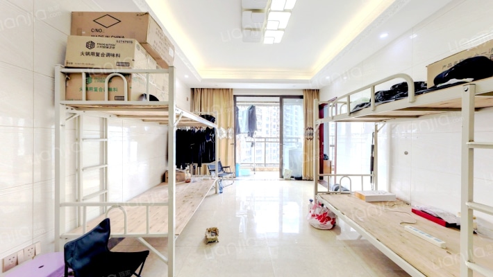 六和城二手房实景图