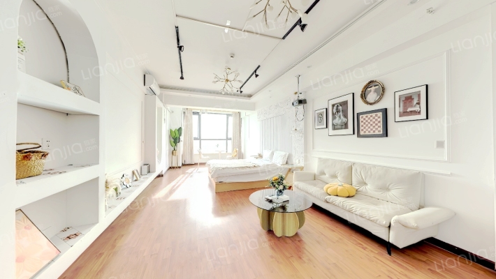 银座时代广场二手房实景图