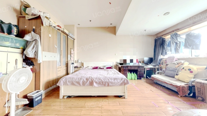 珍兴国际大厦二手房实景图