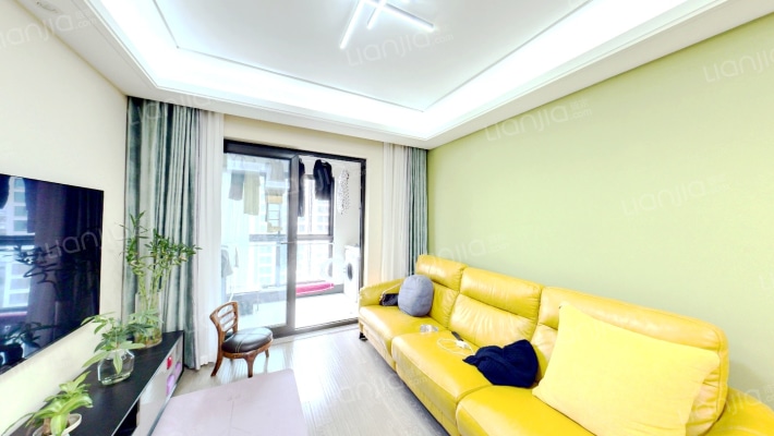 蔚蓝城市花园二手房实景图