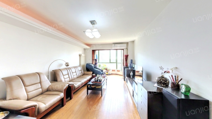 新世界花园二手房实景图