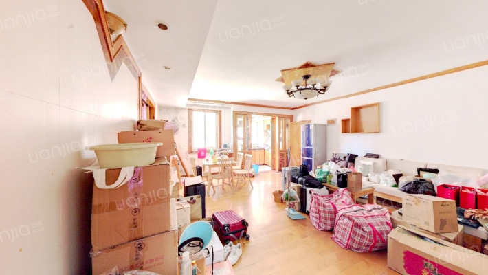 锦江花园二手房实景图