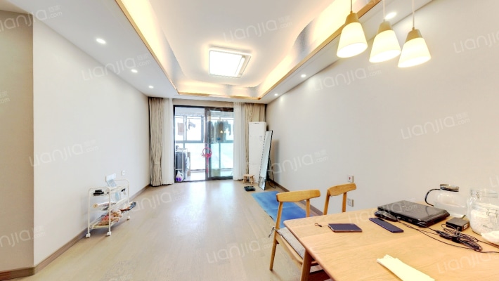 万科都荟天地E区二手房实景图