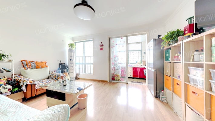 新馨家园二手房实景图