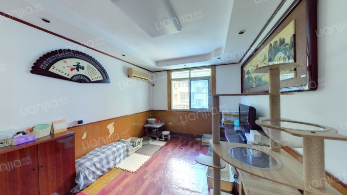 自然小区二手房实景图