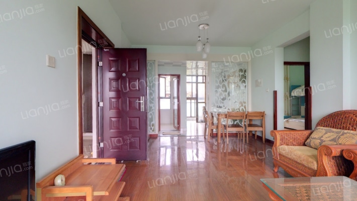 山水间二手房实景图