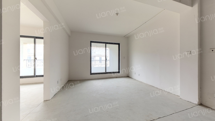 尚湖玫瑰园二手房实景图