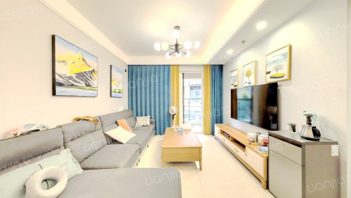 招商依云上城四期二手房实景图