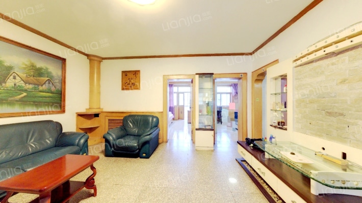 产寿险保险公司家属院二手房实景图