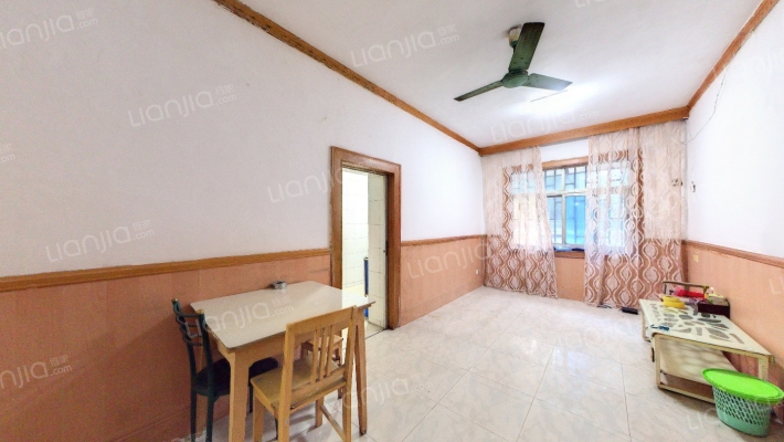 江西省二建象湖小区二手房实景图