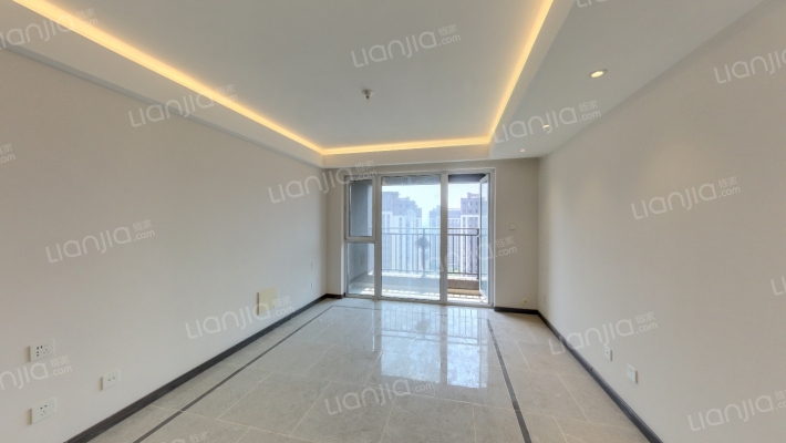 万科翡翠臻园二手房实景图