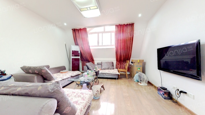 攀交花园二手房实景图