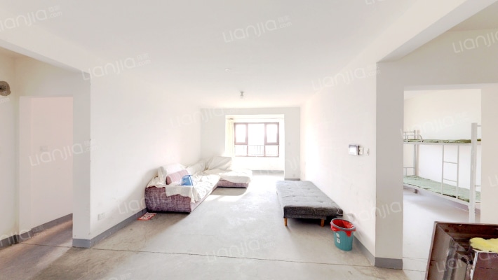 世茂璀璨公园二手房实景图