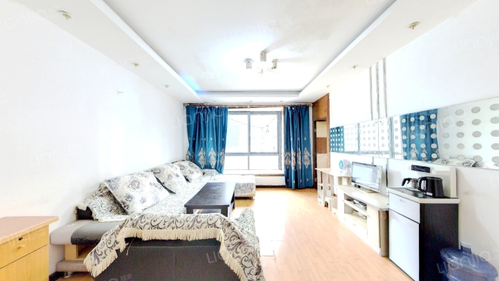 头桥路135号二手房实景图