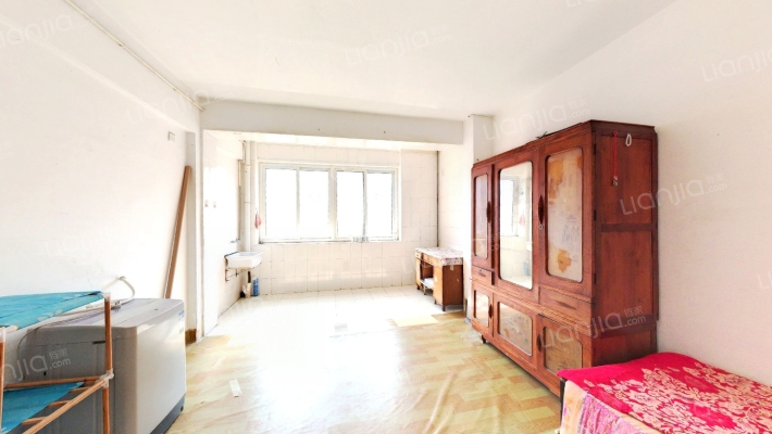 康源街二手房实景图