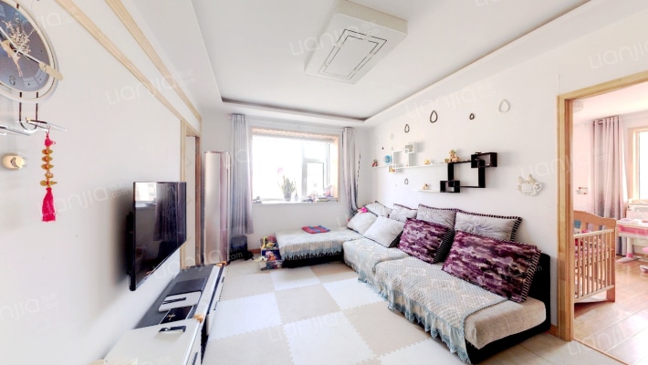 逸城山色二手房实景图