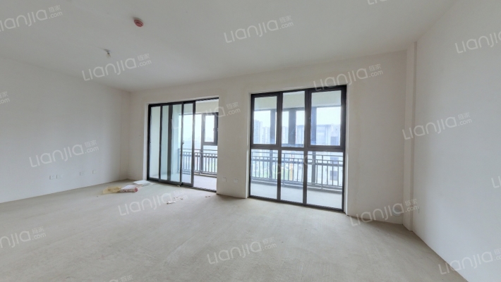 天府公园未来城星幕南区二手房实景图